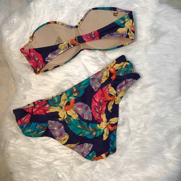 Victoria Secret 2 Piece Swimsuit - Picture 3 of 4